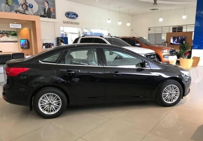 Quận 2: 5 Chỗ Ford Focus 2018 | Sở hữu ngay chỉ 180 Triệu | Ngân hàng 24h