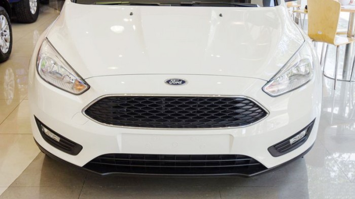 Quận 12: Ford 5 Chỗ Focus sở hữu ngay với 180 Triệu | 5 ngày nhận xe | Ngân hàng 24 h