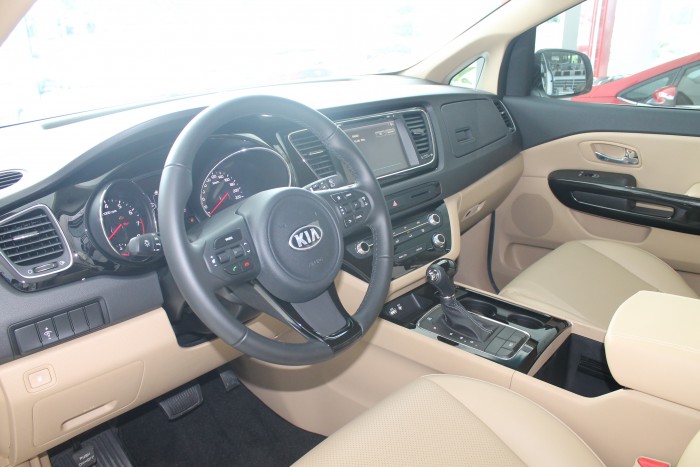 ( KIA Bà Rịa Vũng Tàu) Bán xe Kia Sedona 3.3 GAT, màu trắng, 2018, hỗ trợ đầy đủ ngân hàng, bảo hiểm