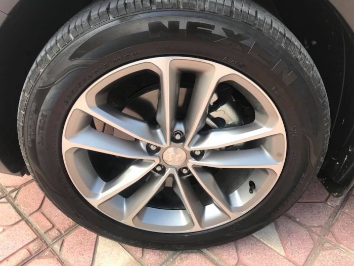 Santafe 4WD sản xuất và đăng ký 2017 chính chủ Full kịch đồ lốp sơ cua chưa hạ