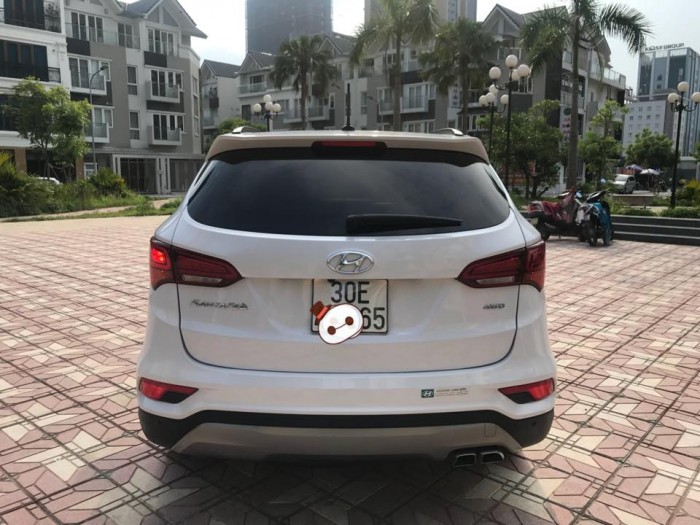 Santafe 4WD sản xuất và đăng ký 2017 chính chủ Full kịch đồ lốp sơ cua chưa hạ