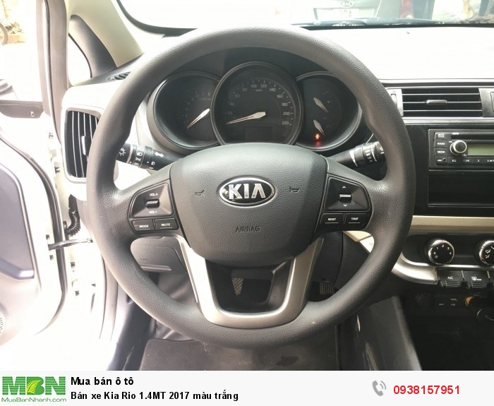Bán xe Kia Rio 1.4MT 2017 màu trắng
