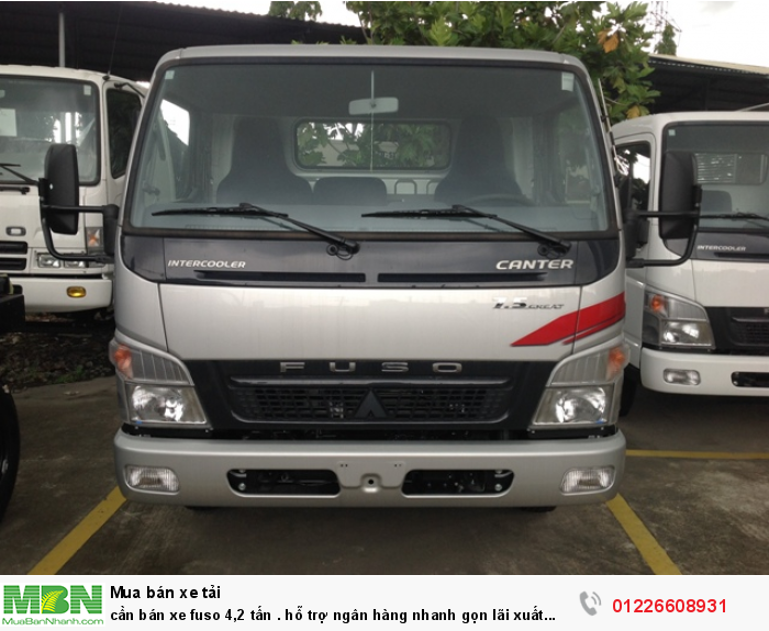 Cần bán xe fuso 4,2 tấn . hỗ trợ ngân hàng nhanh gọn lãi xuất thấp