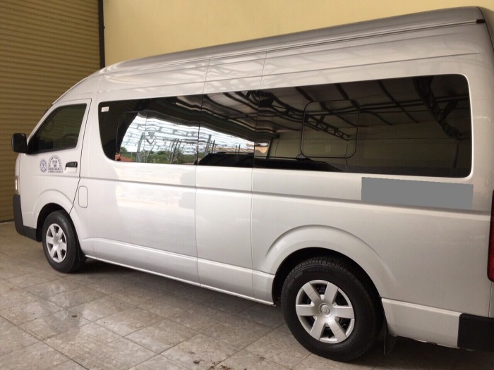 Toyota Hiace 3.0 đk 12/2016 nhập nhật máy dầu số sàn chạy đúng 32000km