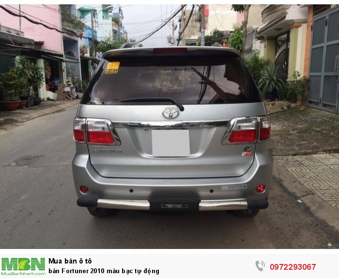 Bán Fortuner 2010 màu bạc tự động