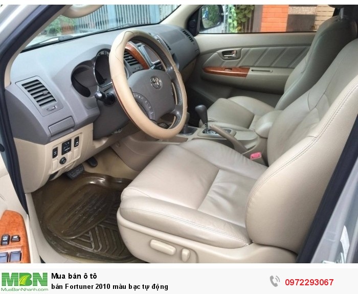 Bán Fortuner 2010 màu bạc tự động