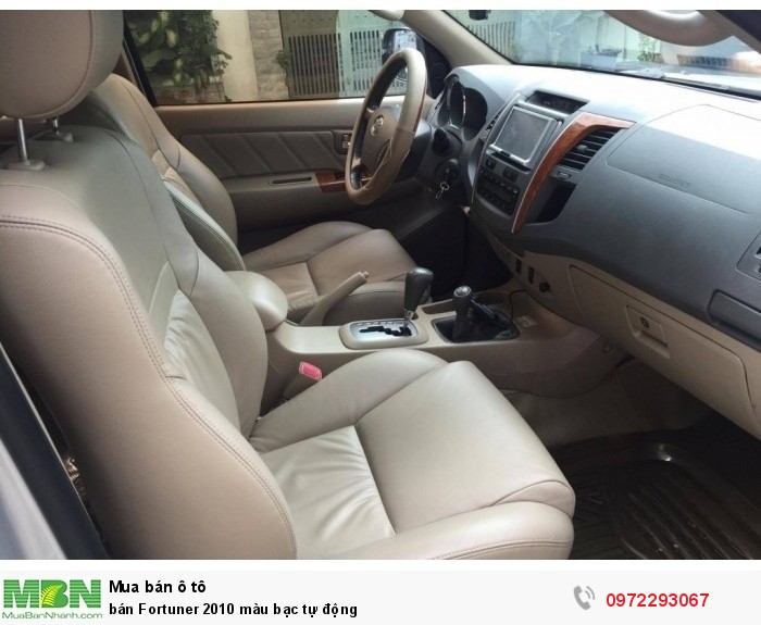 Bán Fortuner 2010 màu bạc tự động