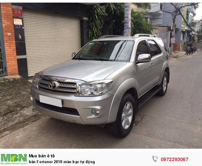 Bán Fortuner 2010 màu bạc tự động