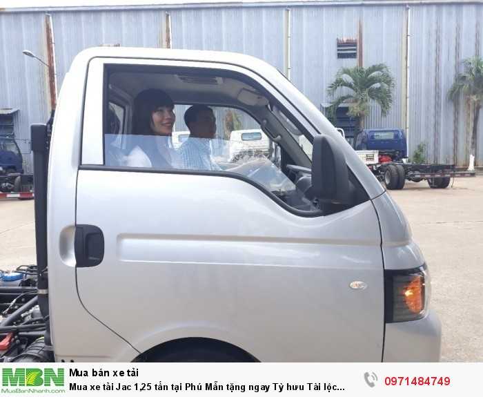 Mua xe tải Jac 1,25 tấn tại Phú Mẫn tặng ngay Tỳ hưu Tài lộc trong tháng!