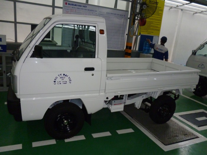 Suzuki miền Nam, Suzuki Carry truck 650kg, tặng 100% thuế trước bạ và gói quà tặng 5 triệu