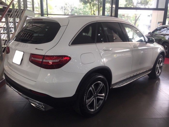 Bán Mercedes-Benz GLC250 2017 cũ đã qua sử dụng chính hãng