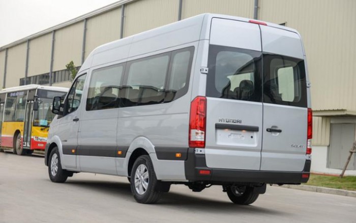 Hyundai Solati 16 chổ, nội thất sang trọng, tiện nghi rộng rãi, ưa đãi trả góp 80%