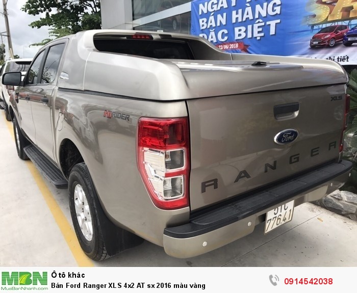 Bán Ford Ranger XLS 4x2 AT sx 2016 màu vàng