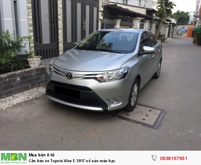 Cần bán xe Toyota Vios E 2017 số sàn màu bạc
