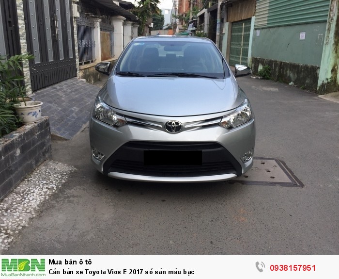 Cần bán xe Toyota Vios E 2017 số sàn màu bạc