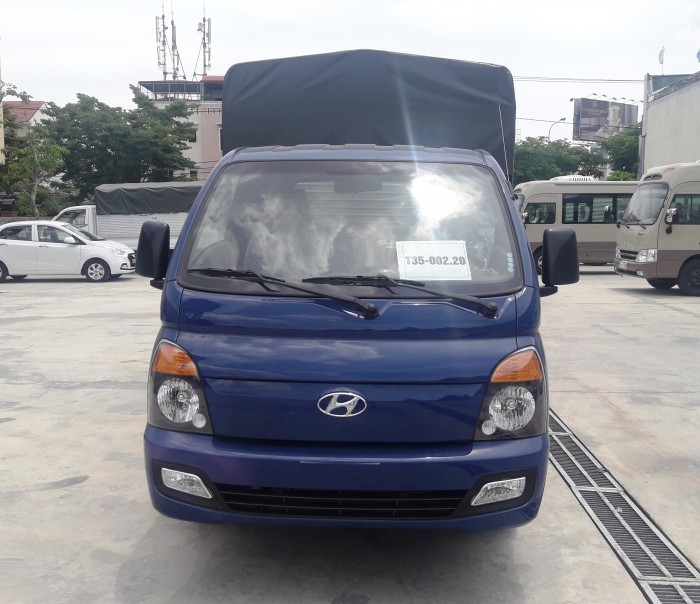 Bán Hyundai Porter New 150 đời 2018 thùng mui bạt, màu trắng, màu xanh lam