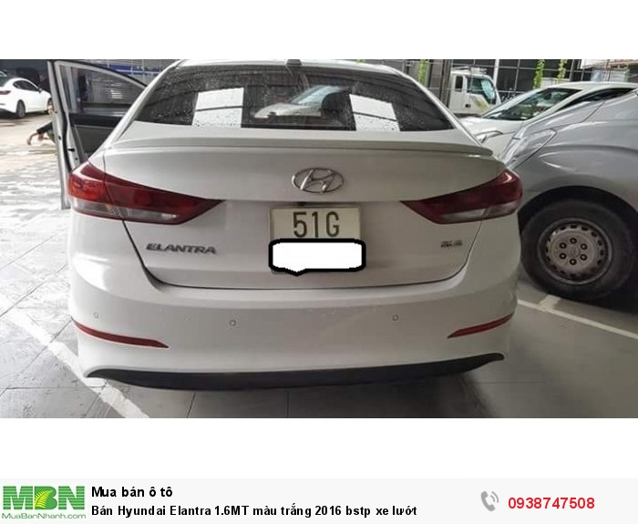 Bán Hyundai Elantra 1.6MT màu trắng 2016 bstp xe lướt