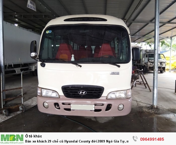 Bán xe khách 29 chỗ cũ Hyundai County đời 2009 Ngô Gia Tự, màu ghi, giá rẻ tại TPHCM