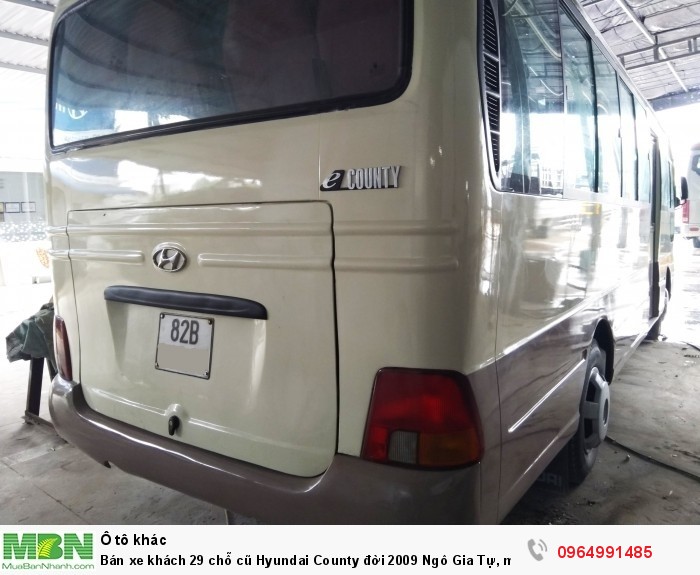 Bán xe khách 29 chỗ cũ Hyundai County đời 2009 Ngô Gia Tự, màu ghi, giá rẻ tại TPHCM