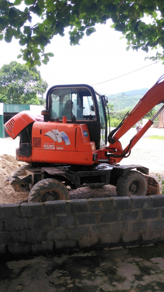 Bán gấp máy xúc Doosan 55wv