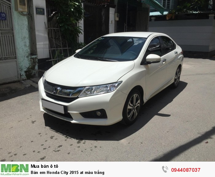 Bán em Honda City 2015 at màu trắng