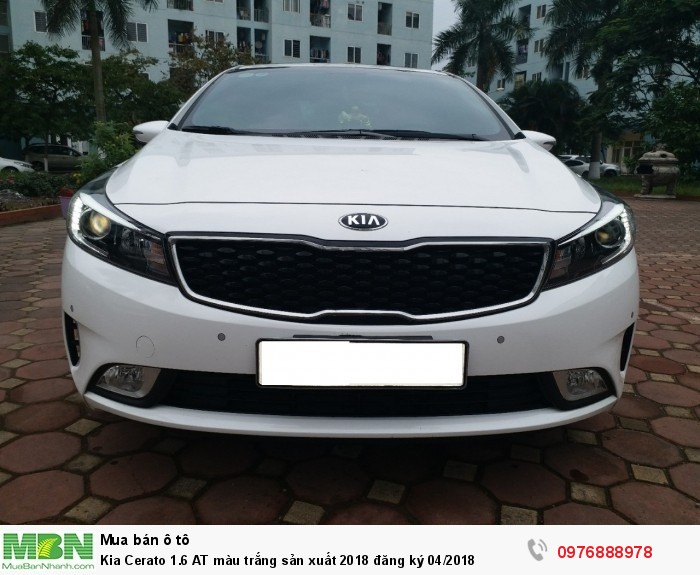 Kia Cerato 1.6 AT màu trắng sản xuất 2018 đăng ký 04/2018