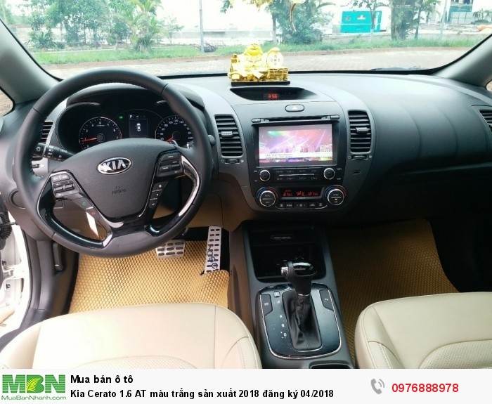 Kia Cerato 1.6 AT màu trắng sản xuất 2018 đăng ký 04/2018