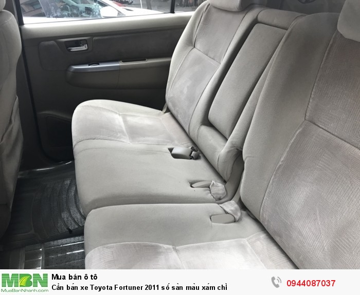 Cần bán xe Toyota Fortuner 2011 số sàn màu xám chì