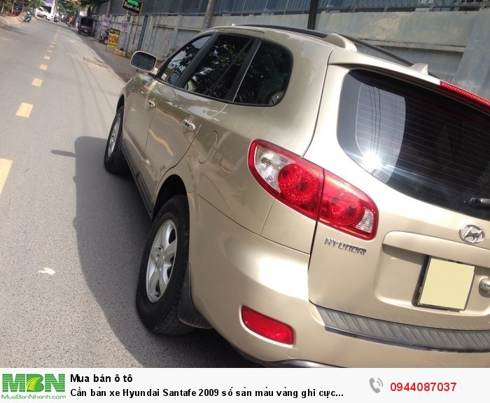 Cần bán xe Hyundai Santafe 2009 số sàn màu vàng ghi cực đẹp