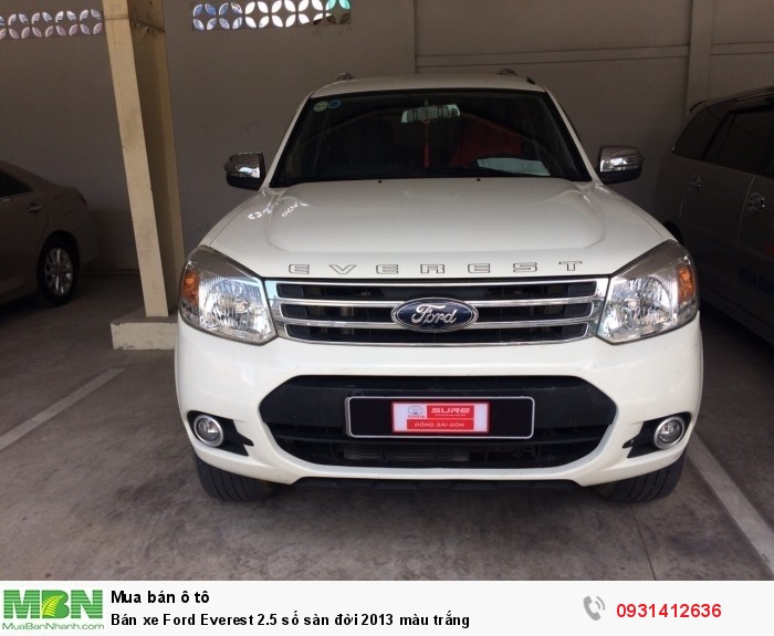 Bán xe Ford Everest 2.5 số sàn đời 2013 màu trắng