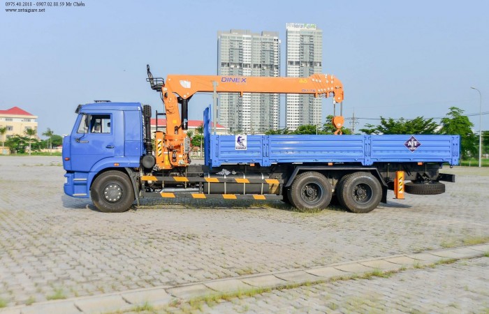 Xe Tải Thùng Kamaz 65117( 6x4)  Gắn Cẩu Dinex 7 Tấn Giá Rẻ Nhất Thị Trường