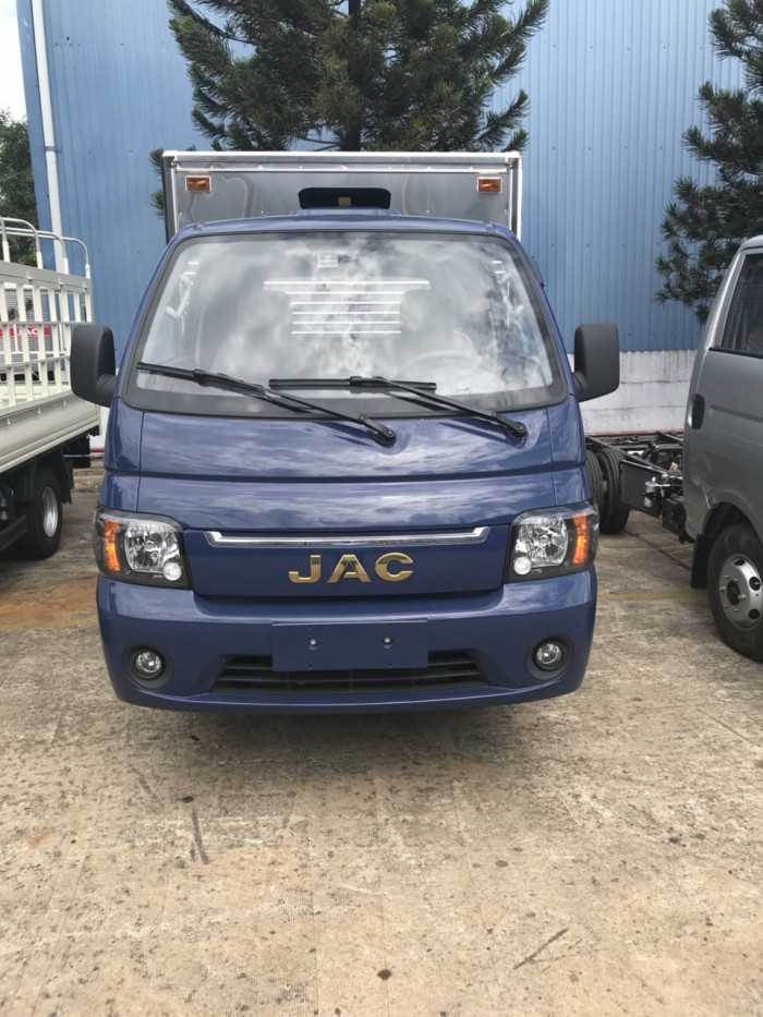 Giá Xe Tải JAC 1t25, trả trước chỉ 70 triệu, xe có sẵn giao ngay