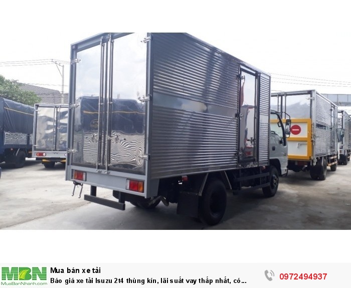 Báo giá xe tải Isuzu 2t4 thùng kín, lãi suất vay thấp nhất, có sẵn xe giao ngay