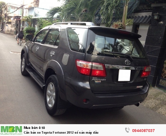 Cần bán xe Toyota Fortuner 2012 số sàn máy dầu