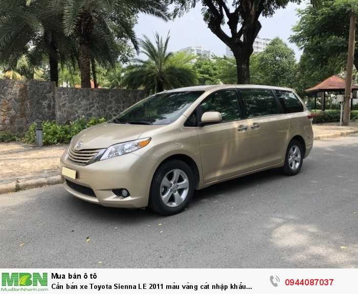 Cần bán xe Toyota Sienna LE 2011 màu vàng cát nhập khẩu Mỹ