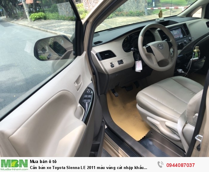 Cần bán xe Toyota Sienna LE 2011 màu vàng cát nhập khẩu Mỹ