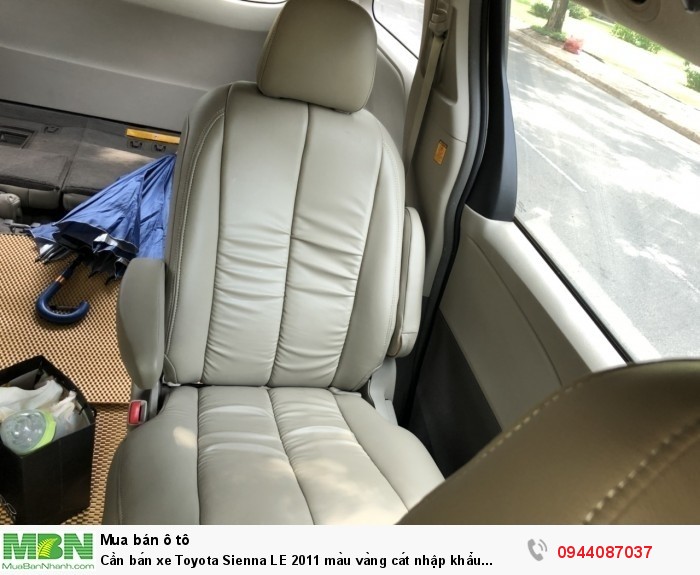 Cần bán xe Toyota Sienna LE 2011 màu vàng cát nhập khẩu Mỹ