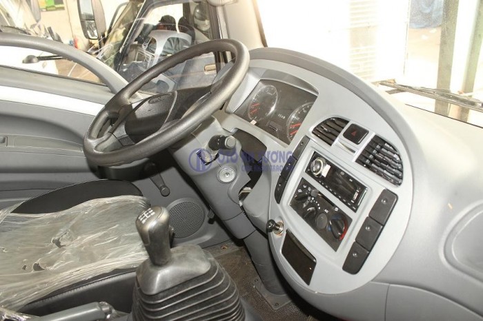 Xe tải VT252 2t4 trả trước 35 triệu đồng khuyến mãi 5 chỉ vàng