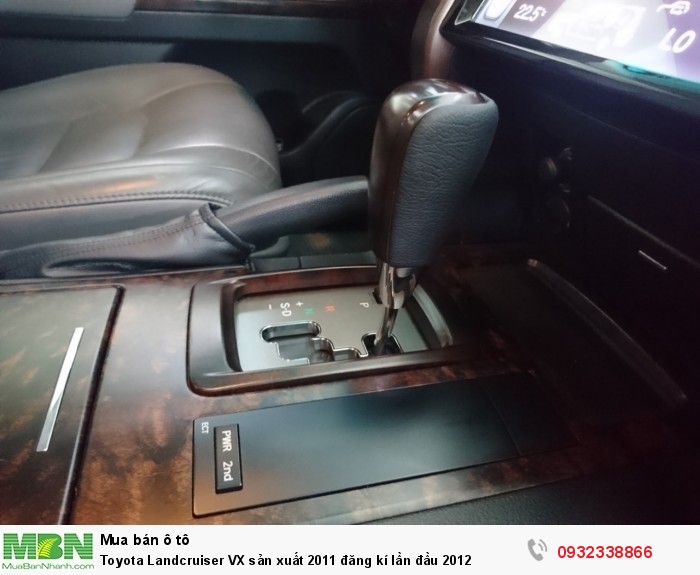 Toyota Landcruiser VX sản xuất 2011 đăng kí lần đầu 2012
