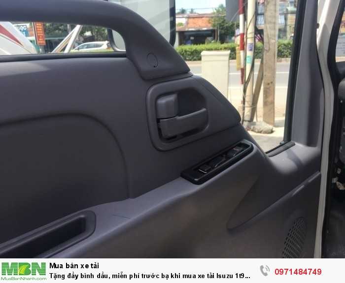 Tặng đầy bình dầu, miễn phí trước bạ khi mua xe tải Isuzu 1t9 trong tháng