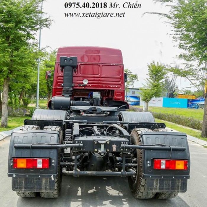 Xe đầu kéo kamaz 2016 (6x4) sức kéo theo thiết kế 62 tấn