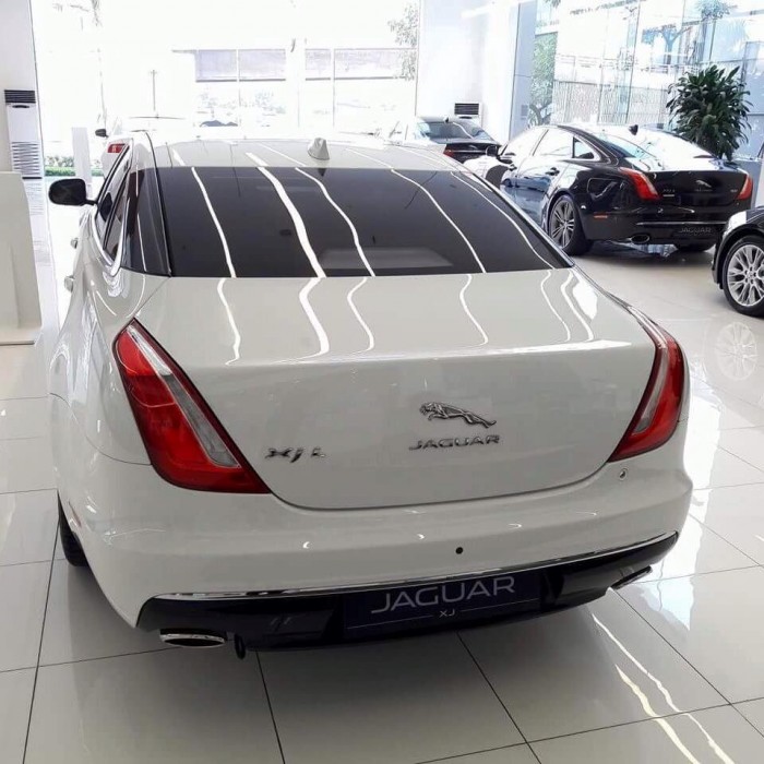 Jaguar XJL Portfolio - dòng xe đỉnh cao tại VN - hàng có sẵn!