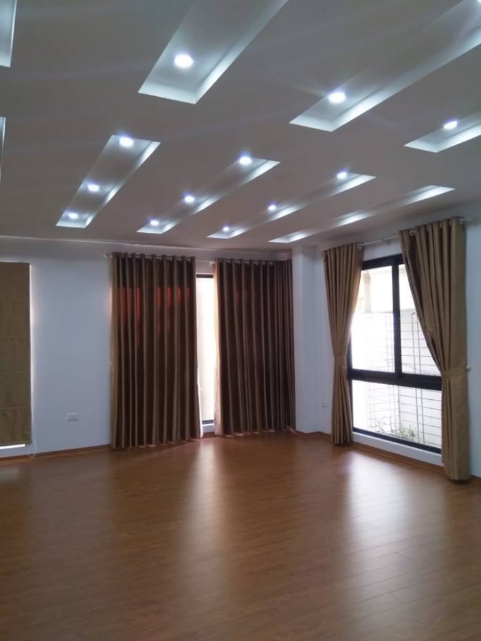 Bán nhà phân lô ô tô, kinh doanh phố Thái Thịnh, Đống Đa 60m2