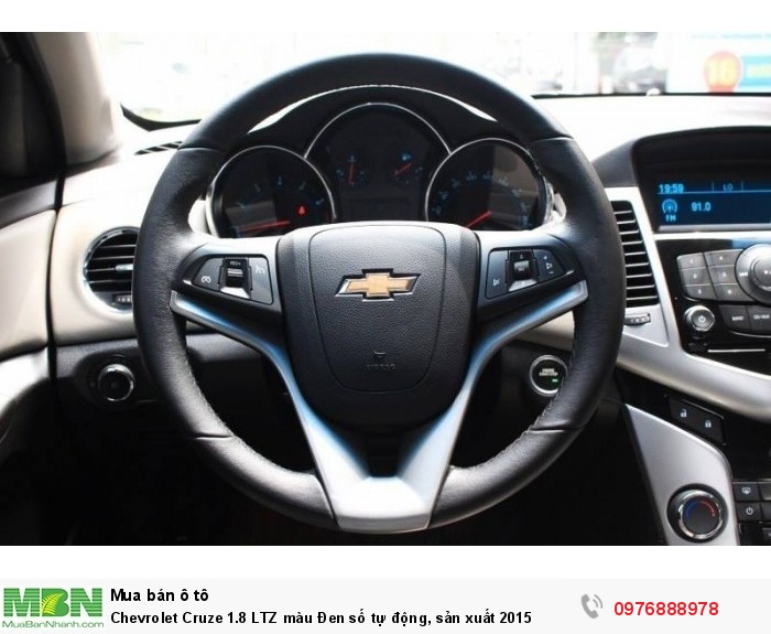 Chevrolet Cruze 1.8 LTZ màu Đen số tự động, sản xuất 2015