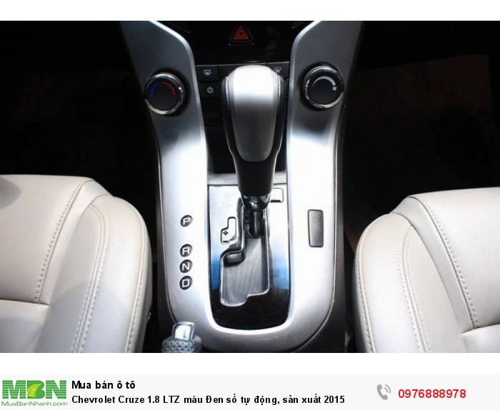 Chevrolet Cruze 1.8 LTZ màu Đen số tự động, sản xuất 2015