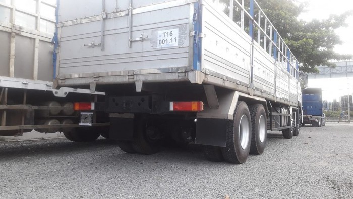 Dongfeng Hoàng Huy 4 chân sản xuất 2017