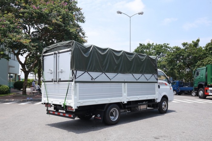 Xe tải 2T4 Daisaki máy ISUZU thùng dài 4m2
