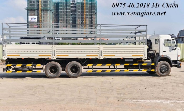 Xe tải thùng Kamaz 53229 (6x4) thùng 9n2 giá rẻ nhất thị trường