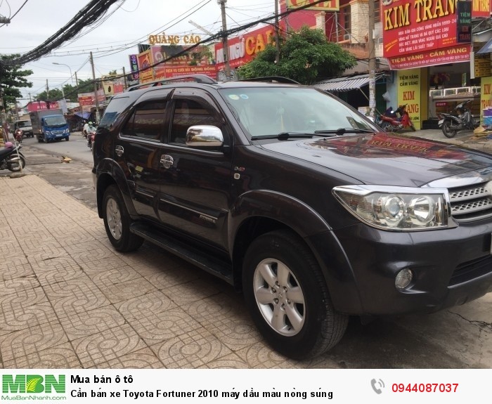 Cần bán xe Toyota Fortuner 2010 máy dầu màu nòng súng