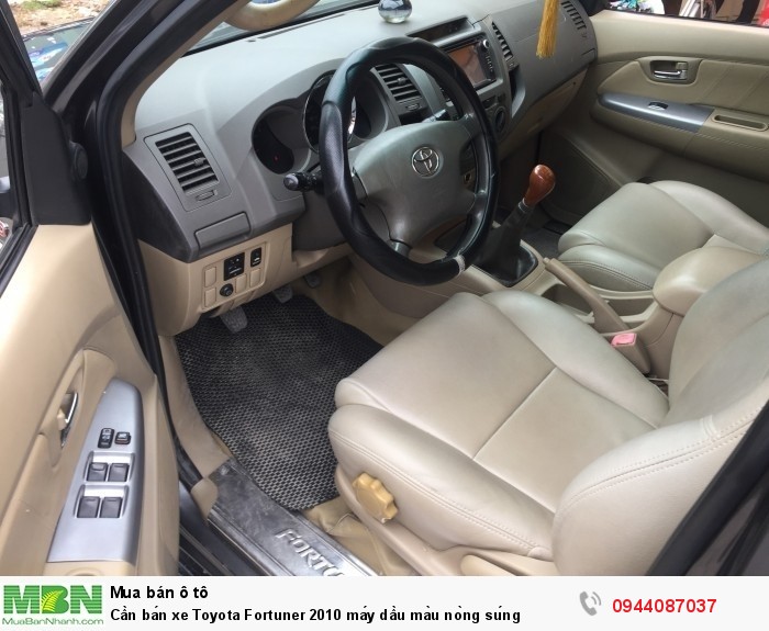 Cần bán xe Toyota Fortuner 2010 máy dầu màu nòng súng